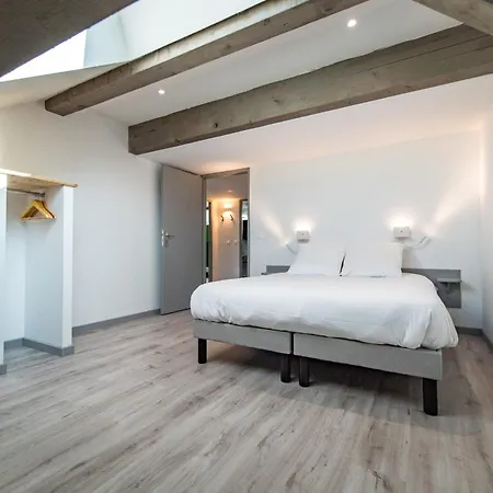 New Triplex 4 Bedroom Near Slopes Balcony & View * Albiez-Montrond