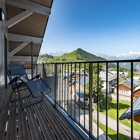 New Triplex 4 Bedroom Near Slopes Balcony & View * Albiez-Montrond