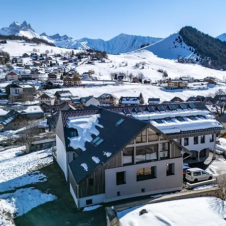 New Triplex 4 Bedroom Near Slopes Balcony & View Albiez-Montrond
